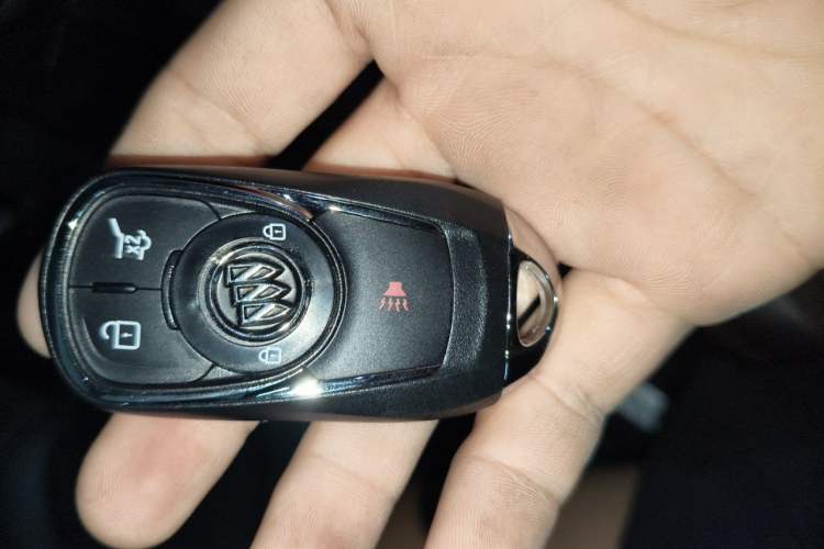 Used Buick Envision 2017 28T Four-Wheel Drive Elite Model Vehicle Key