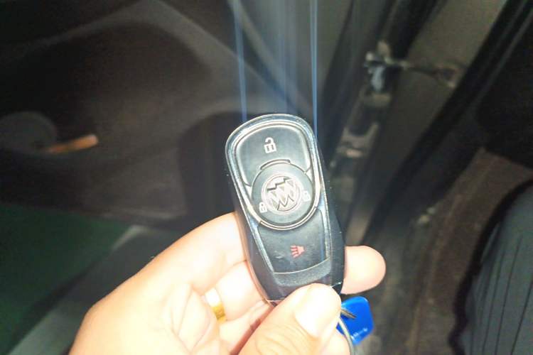 Used Buick Envision 2017 20T Two-Wheel Drive Elite Version Vehicle Key