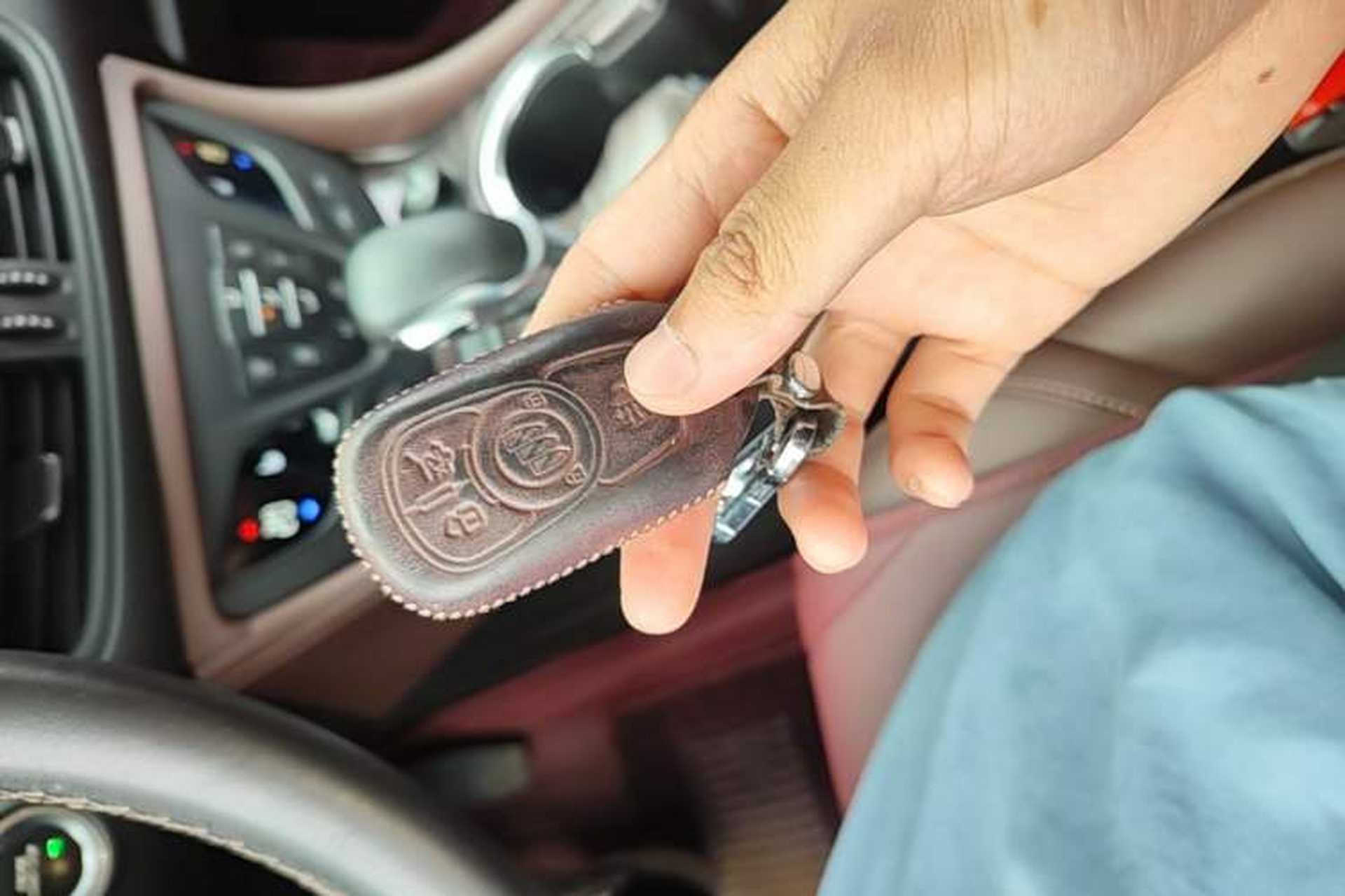 Used Buick Envision 2017 28T Four-Wheel Drive Elite Model Vehicle Key