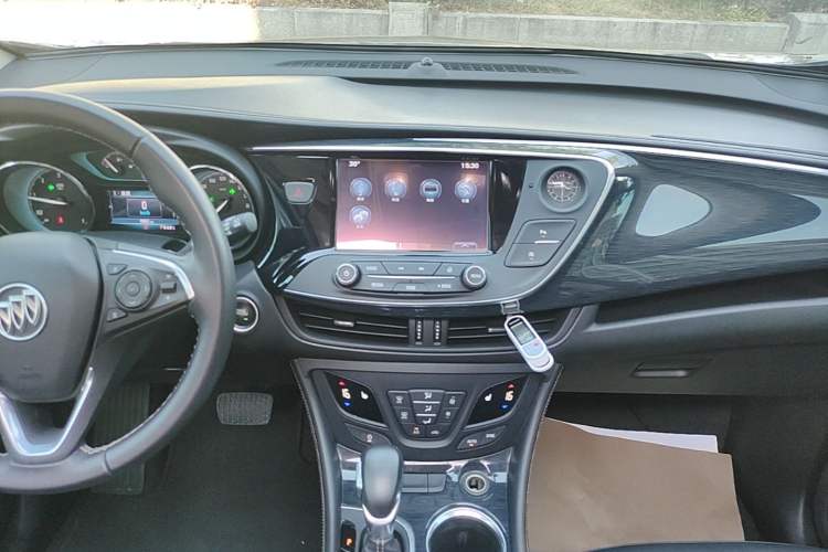 Used Buick Envision 2017 20T Two-Wheel Drive Elite Version Audio And AC Panel