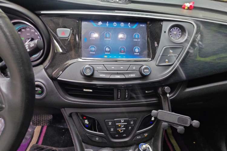 Used Buick Envision 2017 20T Two-Wheel Drive Leading Version Audio And AC Panel
