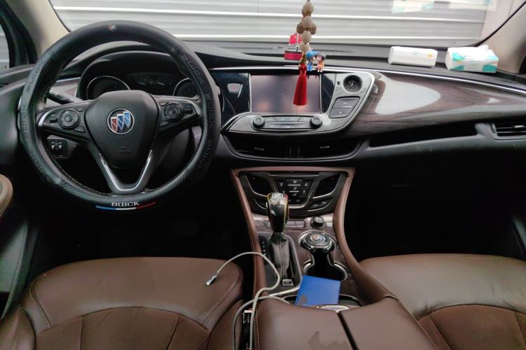 Used Buick Envision 2017 20T Two-Wheel Drive Elite Version Center Console
