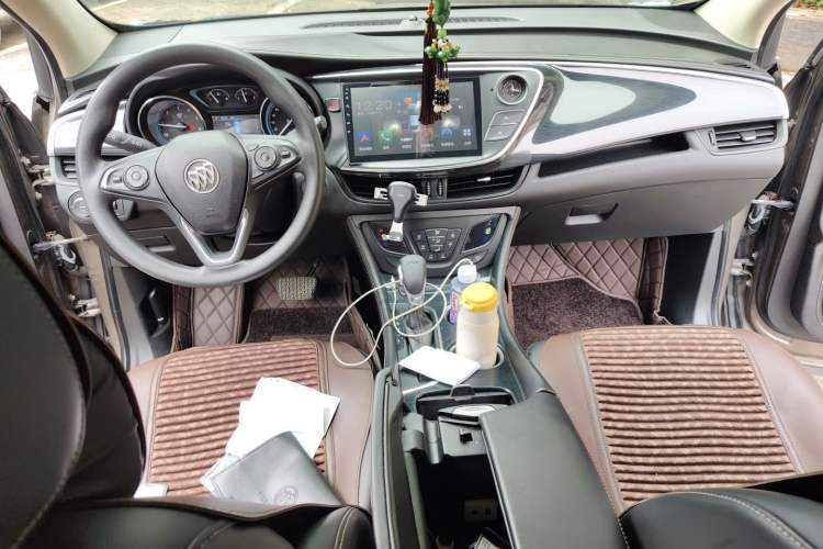 Used Buick Envision 2017 20T Two-Wheel Drive Leading Version Center Console