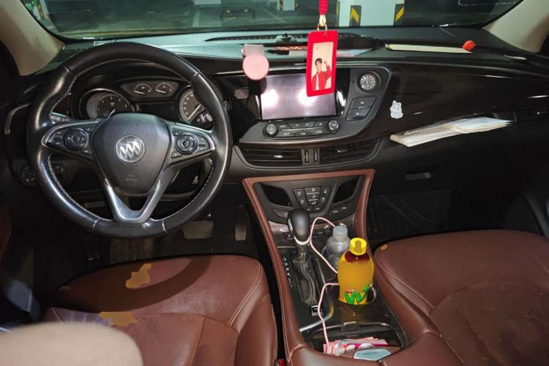 Used Buick Envision 2017 28T Four-Wheel Drive Elite Model Center Console