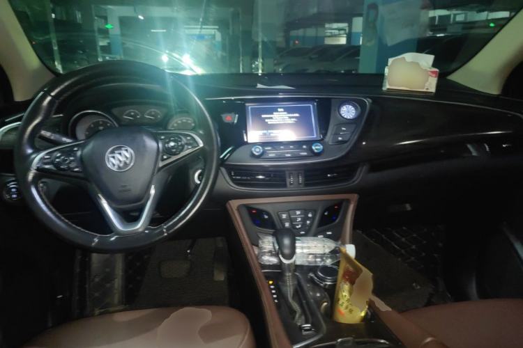 Used Buick Envision 2017 28T Four-Wheel Drive Elite Model Center Console