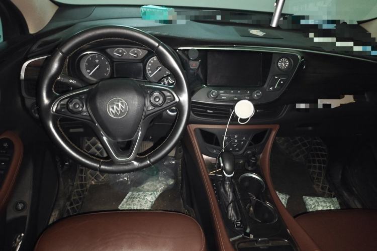 Used Buick Envision 2017 20T Two-Wheel Drive Luxury Model Center Console