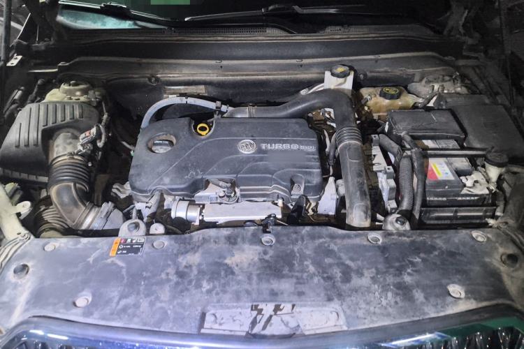 Used Buick Envision 2017 20T Two-Wheel Drive Leading Version Engine Bay