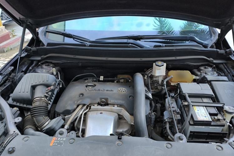Used Buick Envision 2017 28T Four-Wheel Drive All-Terrain Flagship Edition Engine Bay