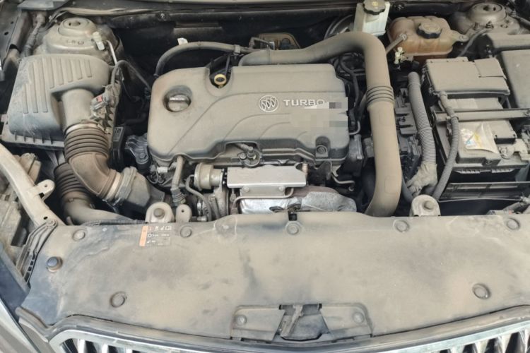 Used Buick Envision 2017 20T Two-Wheel Drive Luxury Model Engine Bay