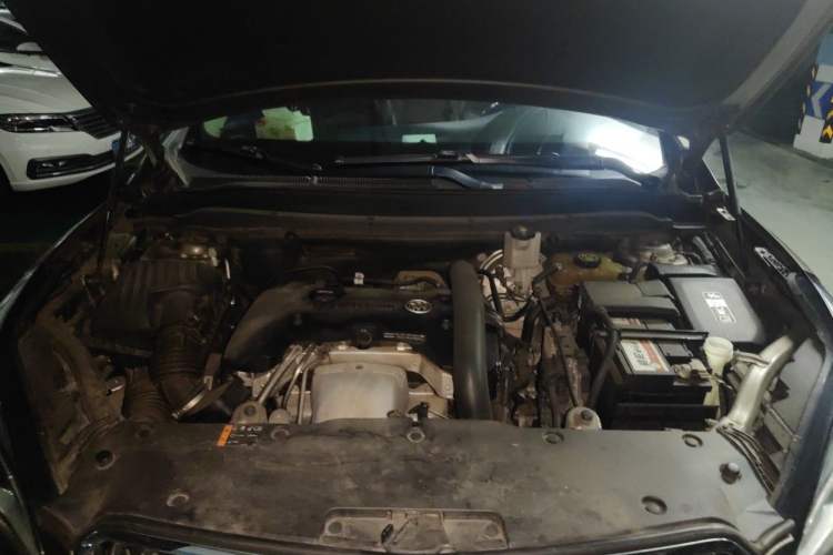 Used Buick Envision 2017 28T Four-Wheel Drive Elite Model Engine Bay