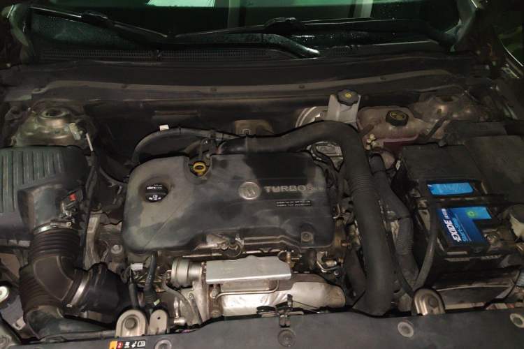 Used Buick Envision 2017 20T Two-Wheel Drive Leading Version Engine Bay