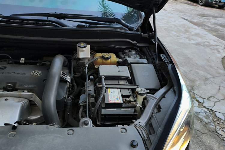 Used Buick Envision 2017 28T Four-Wheel Drive All-Terrain Flagship Edition Engine Bay Left