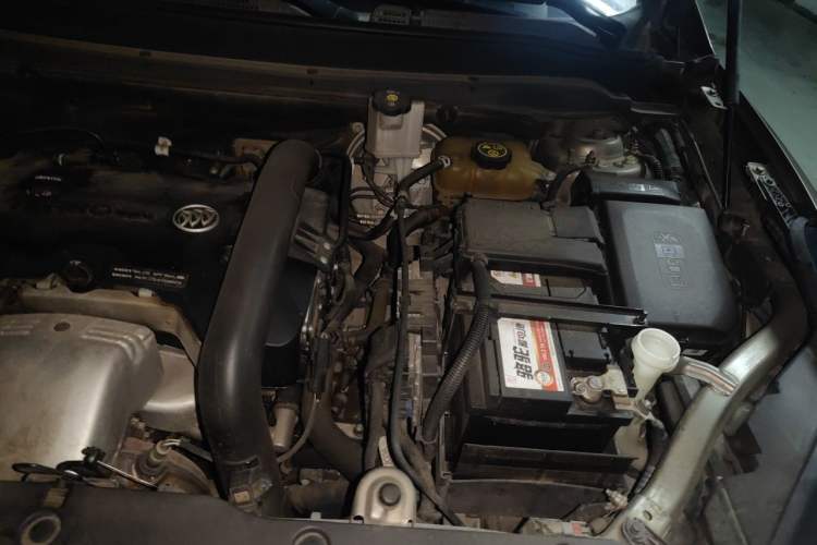 Used Buick Envision 2017 28T Four-Wheel Drive Elite Model Engine Bay Left