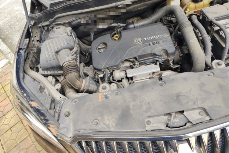 Used Buick Envision 2017 20T Two-Wheel Drive Leading Version Engine Bay Right