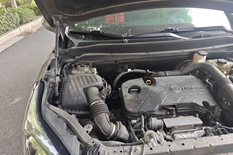 Used Buick Envision 2017 20T Two-Wheel Drive Leading Version Engine Bay Right