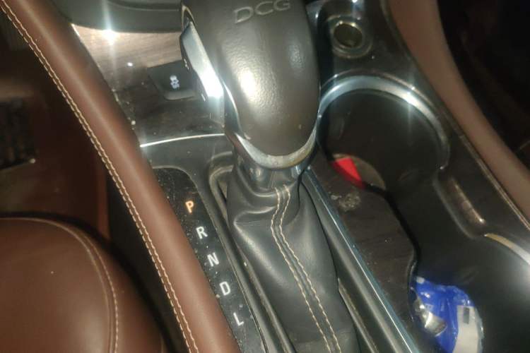 Used Buick Envision 2017 20T Two-Wheel Drive Elite Version Gear Lever