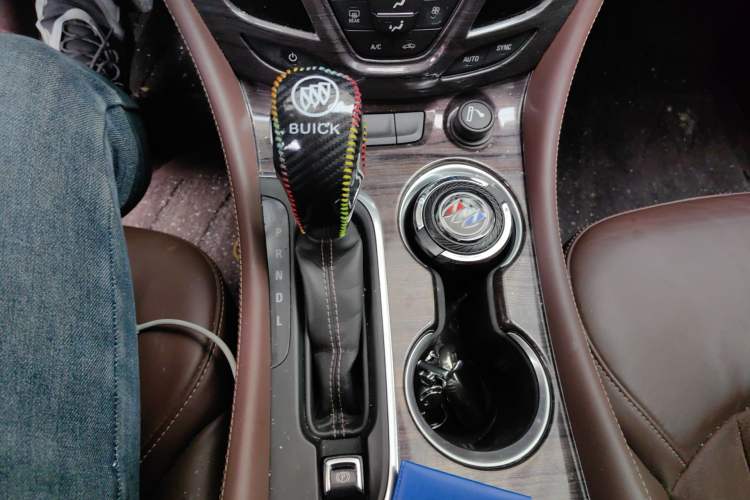Used Buick Envision 2017 20T Two-Wheel Drive Elite Version Gear Lever