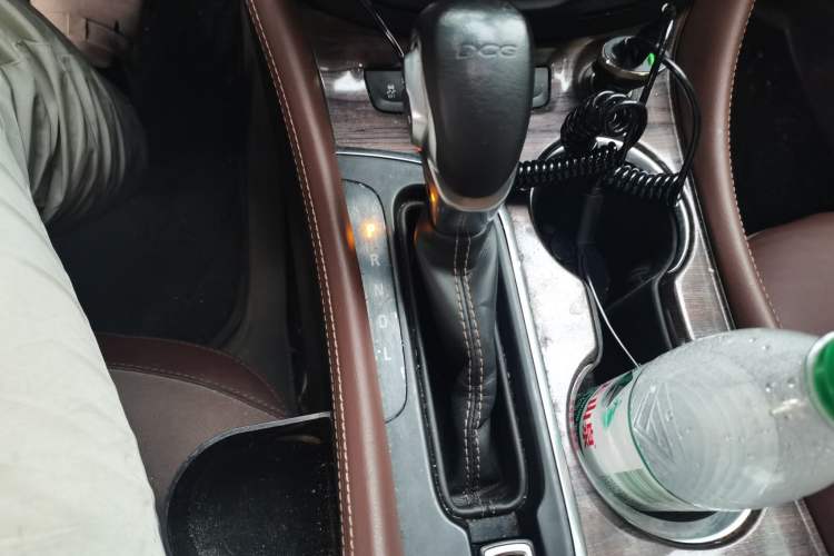 Used Buick Envision 2017 20T Two-Wheel Drive Luxury Model Gear Lever