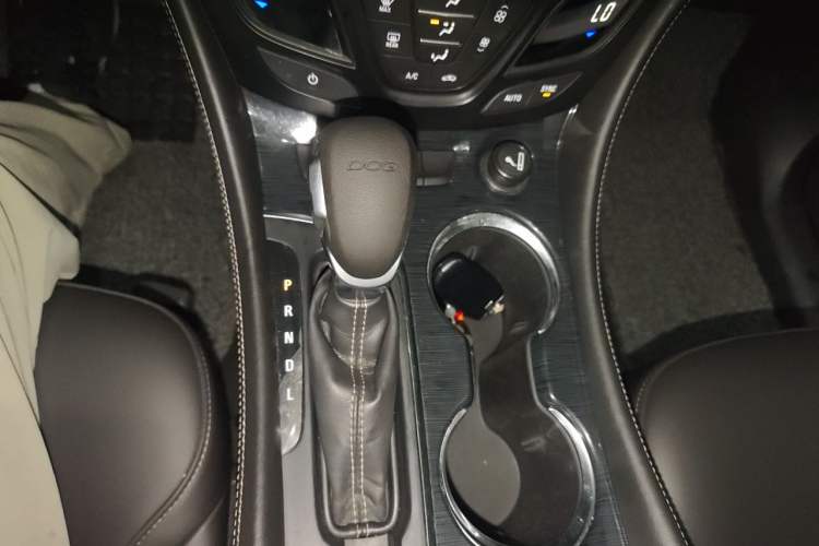 Used Buick Envision 2017 20T Two-Wheel Drive Leading Version Gear Lever