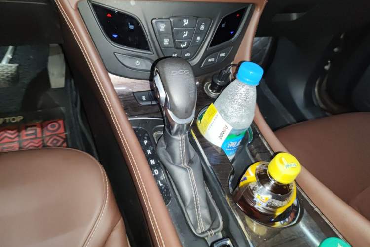 Used Buick Envision 2017 20T Two-Wheel Drive Luxury Model Gear Lever