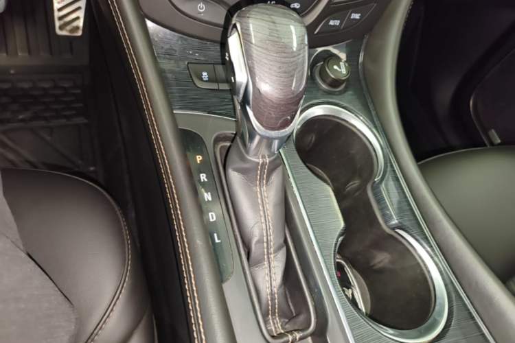 Used Buick Envision 2017 20T Two-Wheel Drive Leading Version Gear Lever