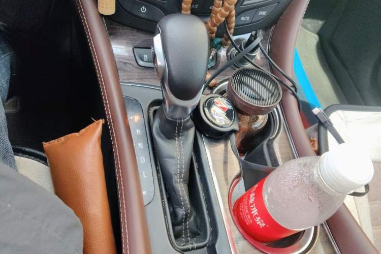 Used Buick Envision 2017 28T Four-Wheel Drive Luxury Model Gear Lever