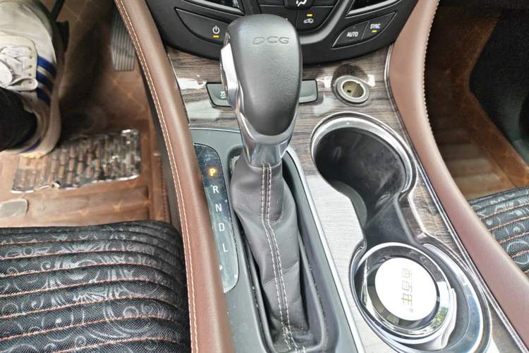 Used Buick Envision 2017 20T Two-Wheel Drive Luxury Model Gear Lever