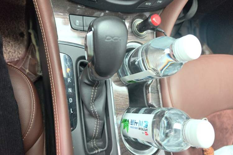 Used Buick Envision 2017 20T Two-Wheel Drive Elite Version Gear Lever