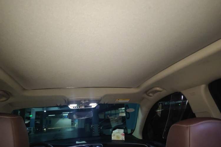 Used Buick Envision 2017 28T Four-Wheel Drive Elite Model Headliner
