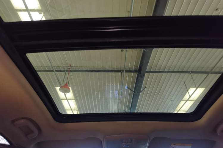 Used Buick Envision 2017 20T Two-Wheel Drive Leading Version Headliner
