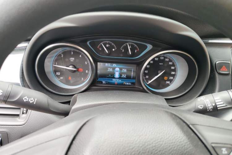 Used Buick Envision 2017 20T Two-Wheel Drive Leading Version Instrument Cluster