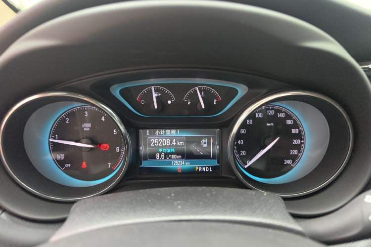 Used Buick Envision 2017 20T Two-Wheel Drive Elite Version Instrument Cluster