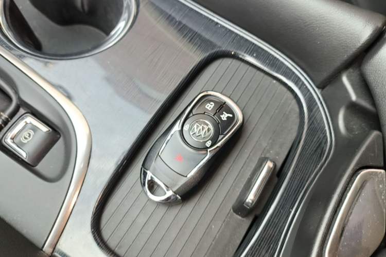 Used Buick Envision 2017 28T Four-Wheel Drive Elite Model Interior 1
