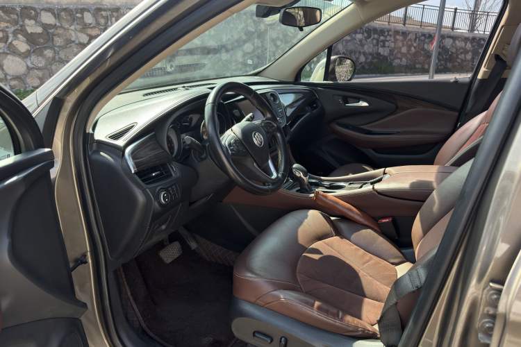 Used Buick Envision 2017 20T Two-Wheel Drive Elite Version Interior 4