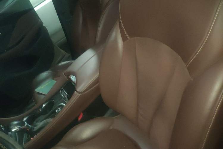 Used Buick Envision 2017 20T Two-Wheel Drive Elite Version Left Front Seat