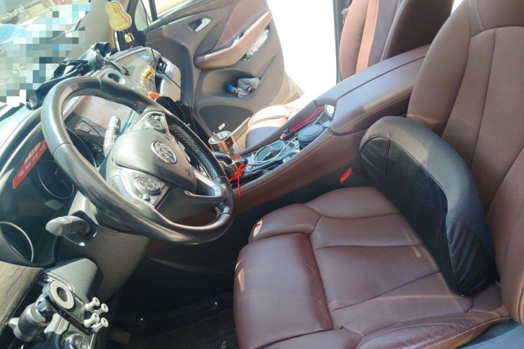 Used Buick Envision 2017 28T All-Wheel-Drive Versatile Sport Flagship Edition Left Front Seat
