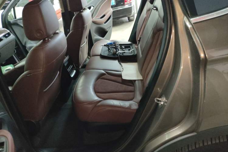 Used Buick Envision 2017 20T Two-Wheel Drive Elite Version Left Rear Seat