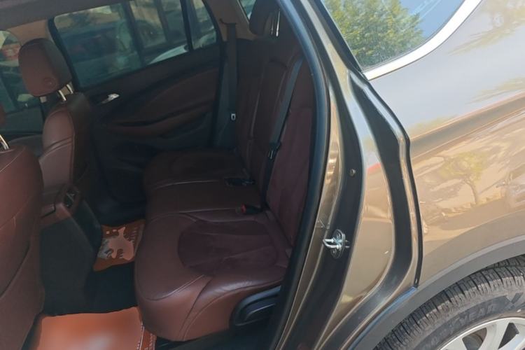 Used Buick Envision 2017 20T Two-Wheel Drive Luxury Model Left Rear Seat