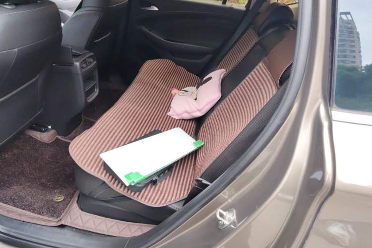 Used Buick Envision 2017 20T Two-Wheel Drive Leading Version Left Rear Seat