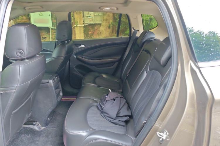 Used Buick Envision 2017 20T Two-Wheel Drive Leading Version Left Rear Seat