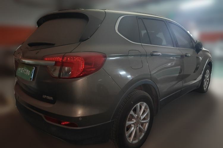 Used Buick Envision 2017 20T Two-Wheel Drive Luxury Model Rear Right 45 Deg