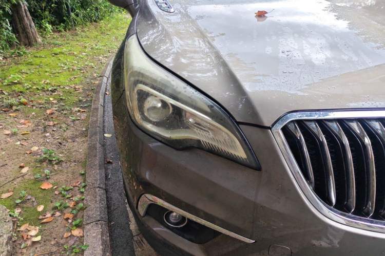 Used Buick Envision 2017 20T Two-Wheel Drive Leading Version Right Front Headlight
