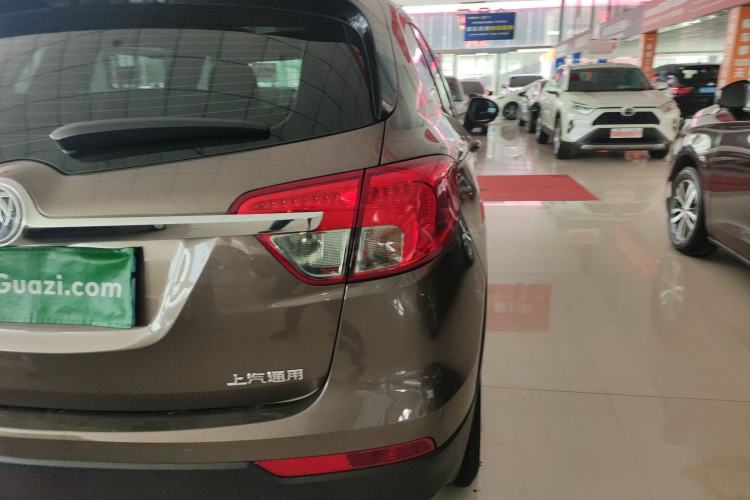 Used Buick Envision 2017 28T Four-Wheel Drive Luxury Model Right Rear Taillight