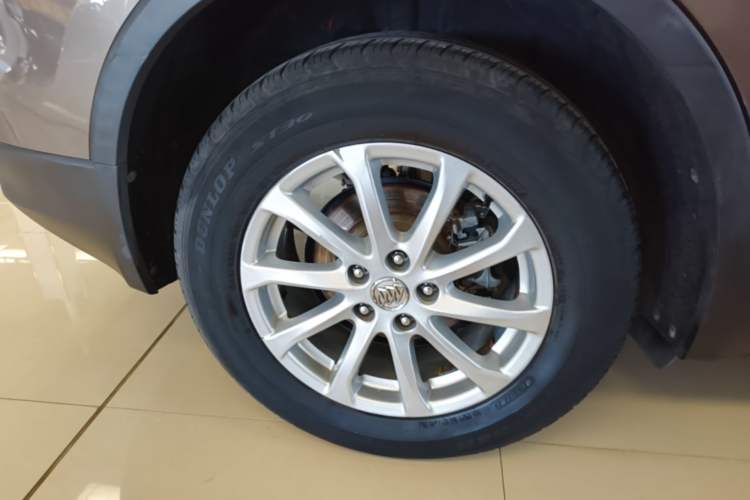 Used Buick Envision 2017 20T Two-Wheel Drive Leading Version Right Rear Wheel Hub