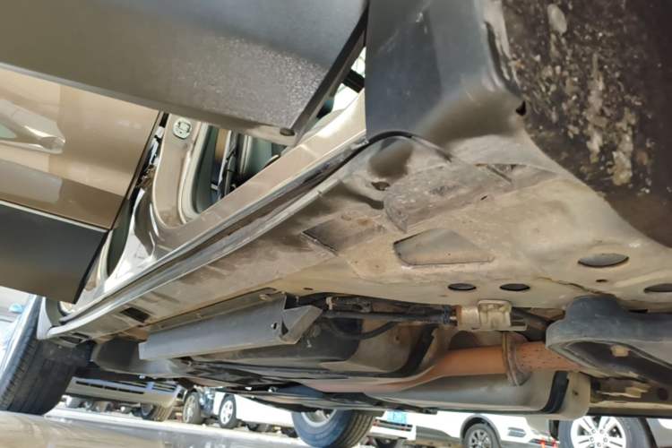 Used Buick Envision 2017 20T Two-Wheel Drive Leading Version Right Side Sill