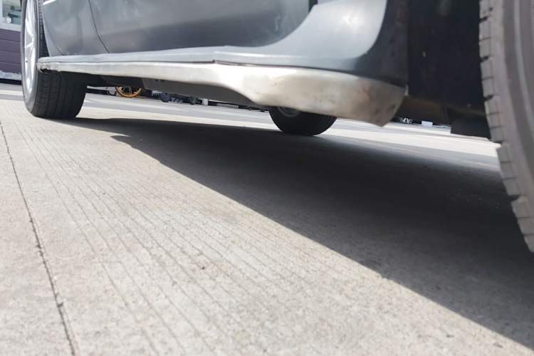 Used Buick Envision 2017 20T Two-Wheel Drive Leading Version Right Side Sill