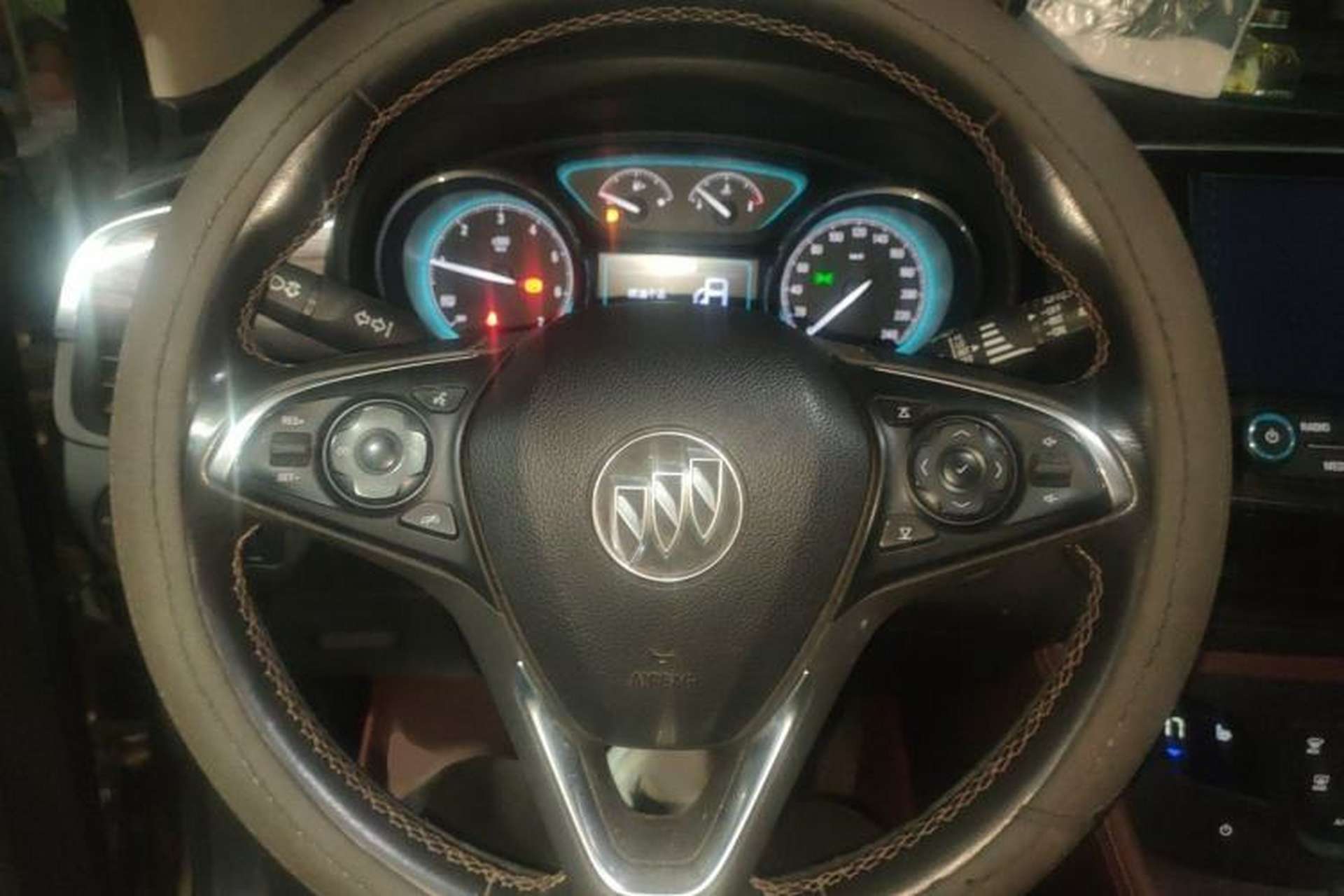 Used Buick Envision 2017 20T Two-Wheel Drive Elite Version Steering Wheel