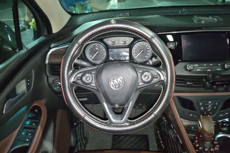 Used Buick Envision 2017 28T Four-Wheel Drive Luxury Model Steering Wheel
