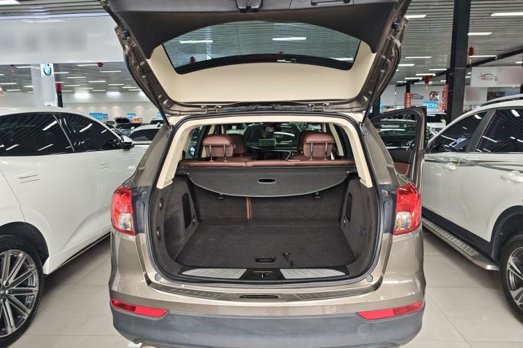 Used Buick Envision 2017 20T Two-Wheel Drive Elite Version Trunk