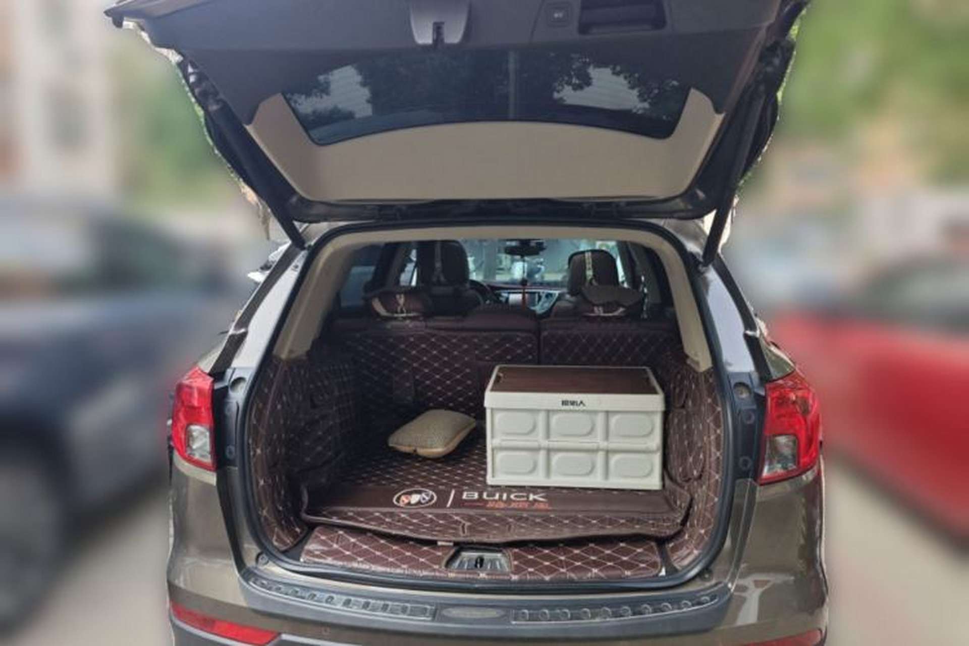 Used Buick Envision 2017 28T Four-Wheel Drive Elite Model Trunk